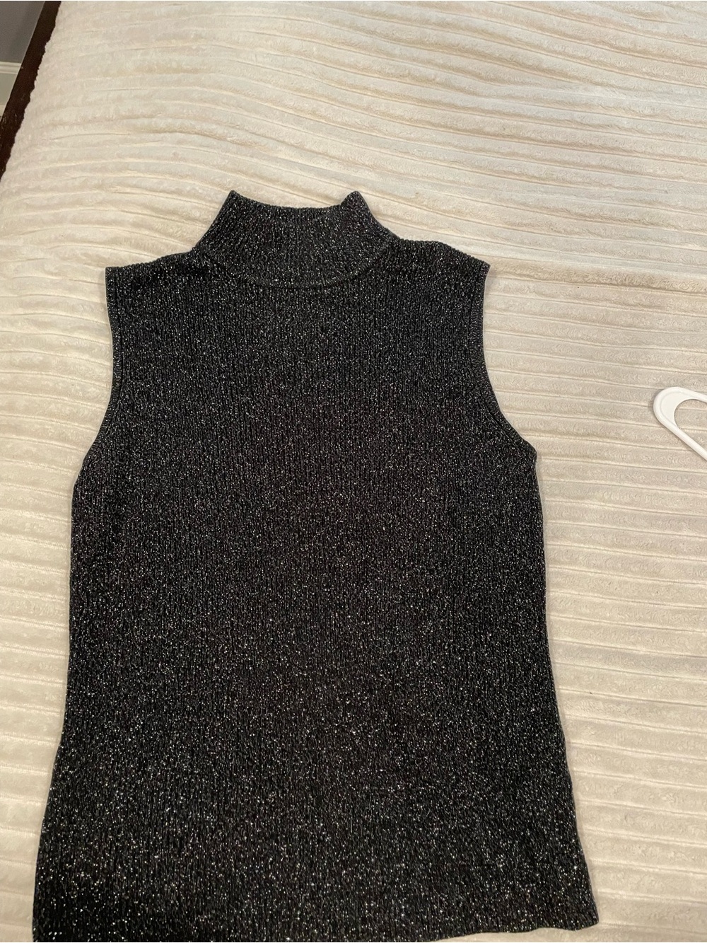 Dana Buchman Black Metallic Mock Neck Sleeveless Tank